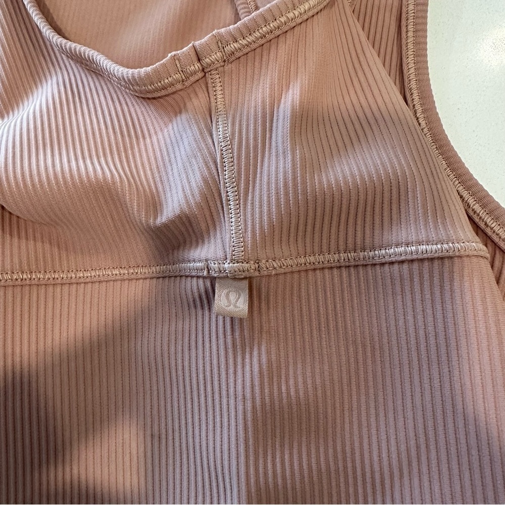 Lululemon Power Pivot Tan Ribbed Tank Top - Picture 4 of 5